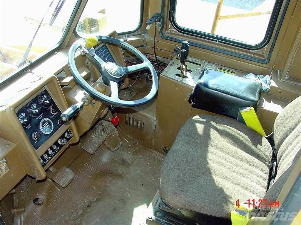 CAT 988B Tekerlekli yükleyiciler