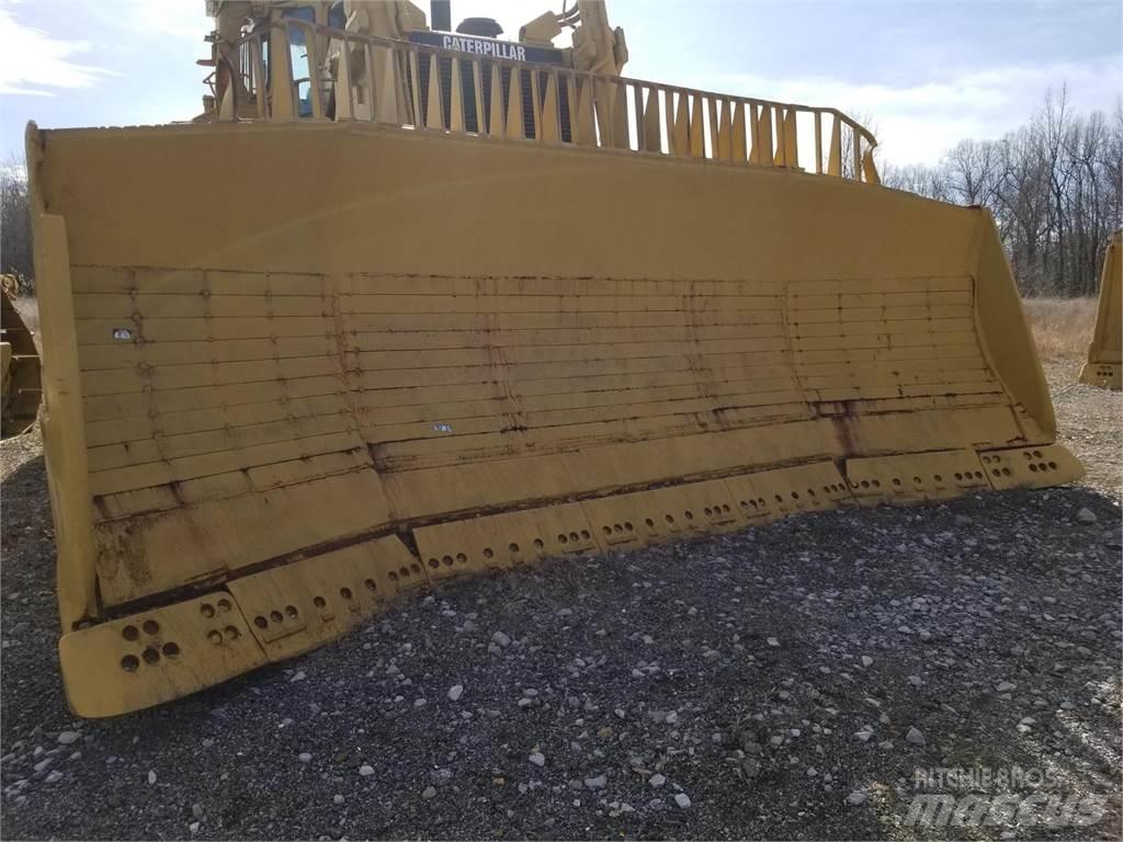 CAT D11N Paletli dozerler