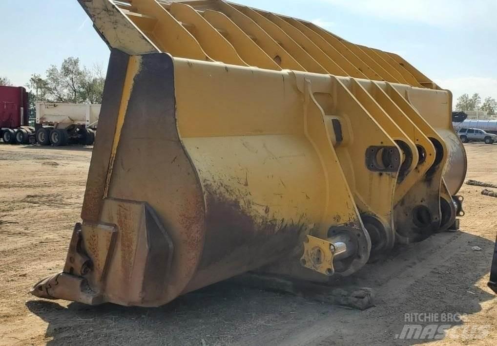 Komatsu WA1200 Kovalar