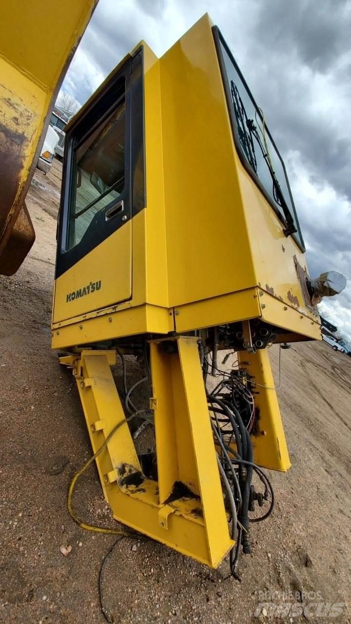 Komatsu WA1200 Kabin