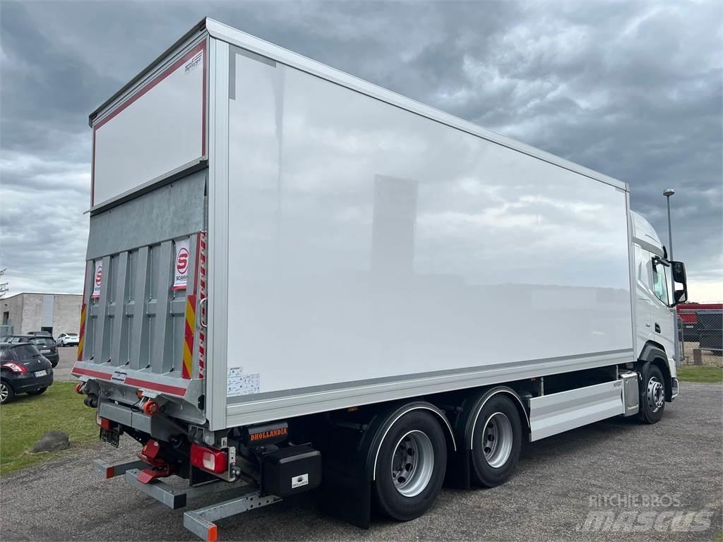 DAF XF480 FAS 6x2 Kapali kasa kamyonlar
