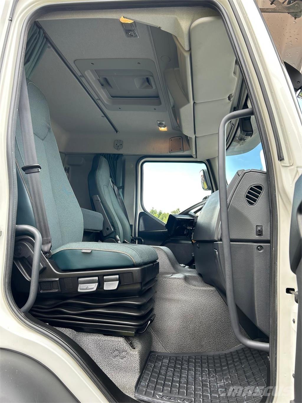 Volvo FE 320 18 ton Kapali kasa kamyonlar
