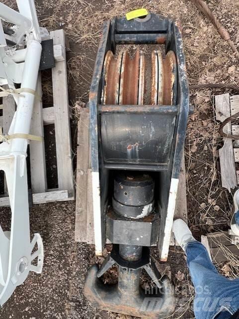 Hitachi  Vinç parçalari