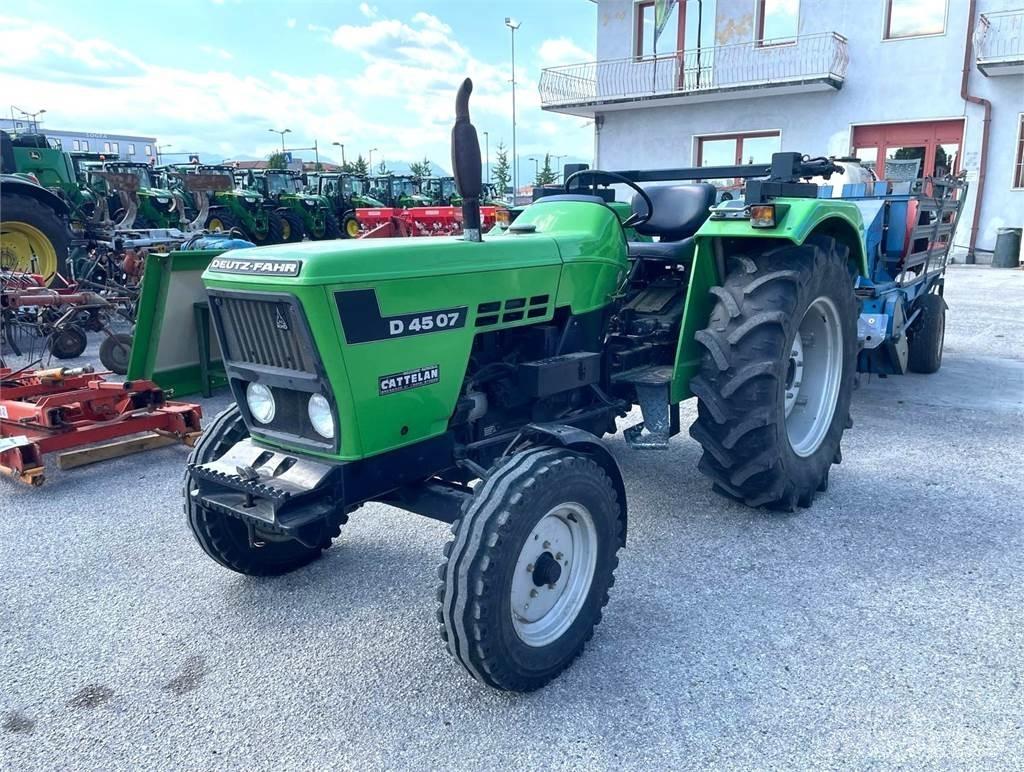 Deutz-Fahr D 45 07 Traktörler