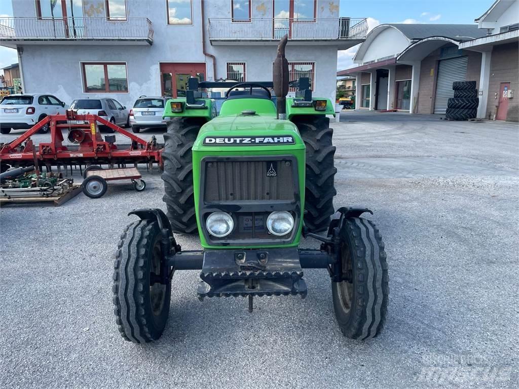 Deutz-Fahr D 45 07 Traktörler