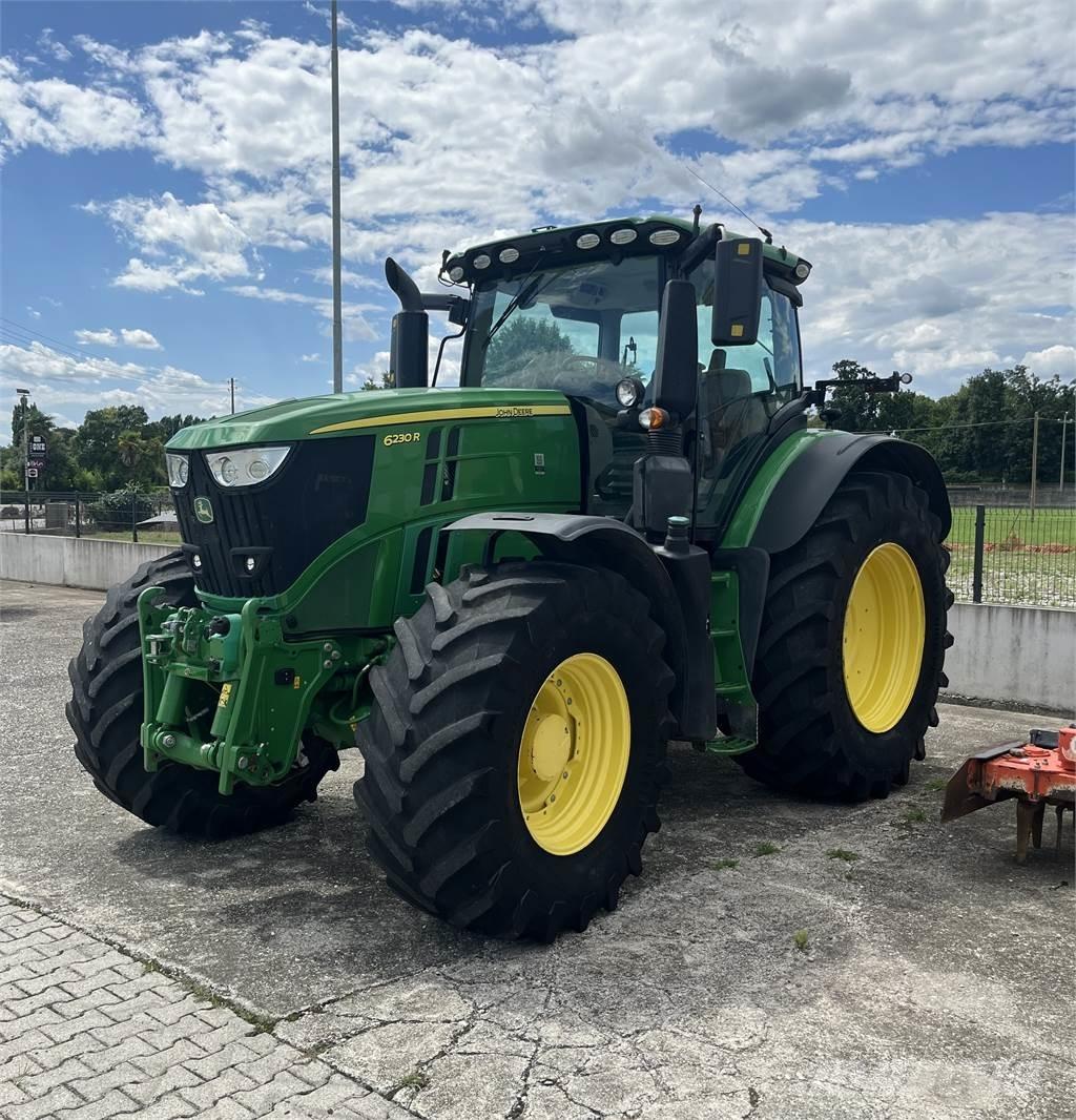 John Deere 6230 R Traktörler