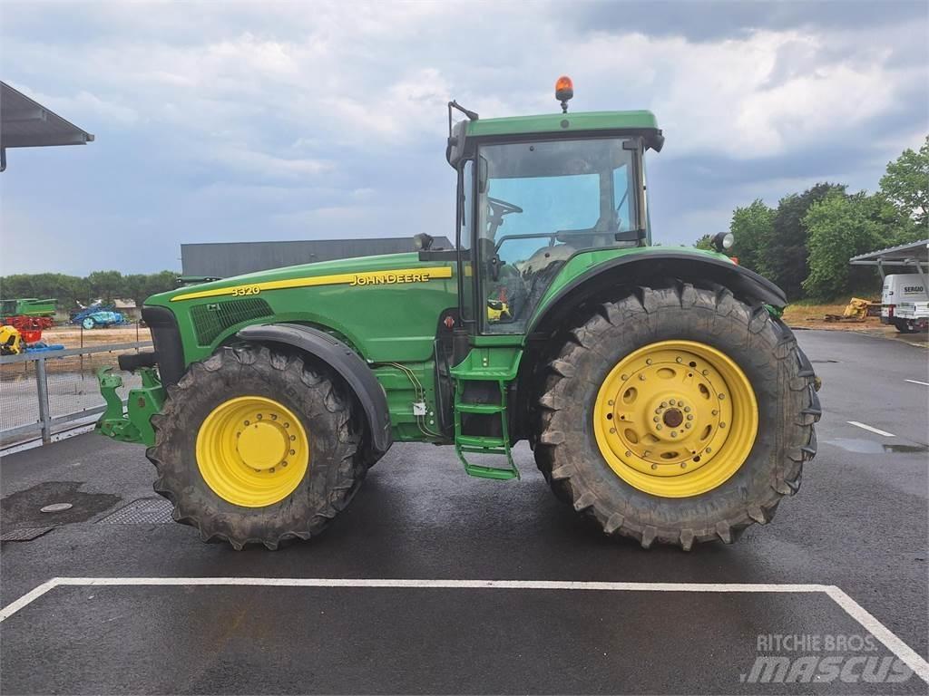 John Deere 8320 Traktörler