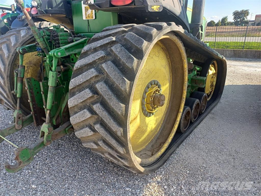 John Deere 8320 RT Traktörler