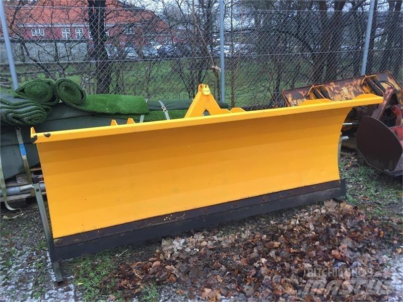 FM 2,5M Kar küreme biçaklari