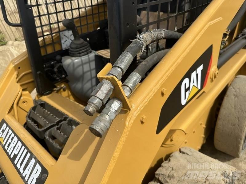 CAT 226B Diger