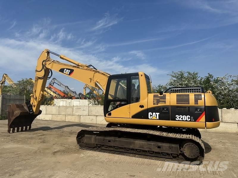 CAT 320 Paletli ekskavatörler