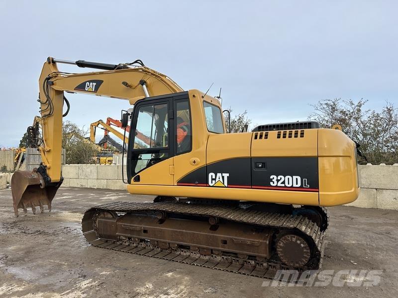 CAT 320 Paletli ekskavatörler