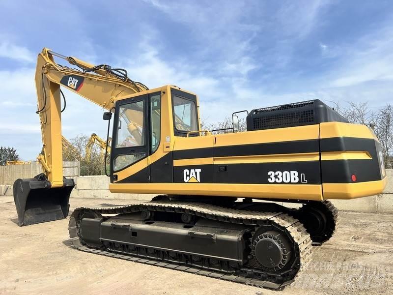 CAT 330. Paletli ekskavatörler