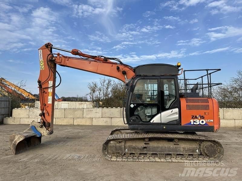 Hitachi ZX130 Paletli ekskavatörler