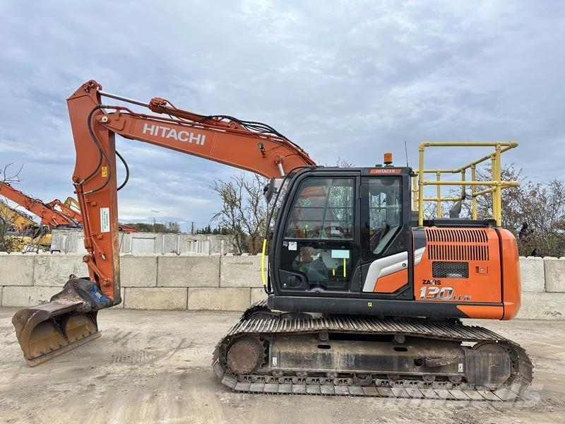 Hitachi ZX130 Paletli ekskavatörler