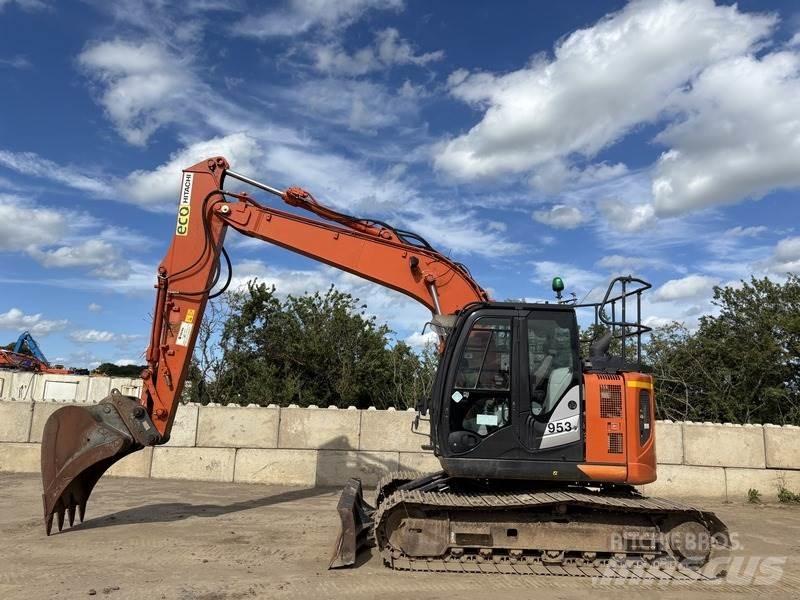 Hitachi ZX135 US-6 Paletli ekskavatörler