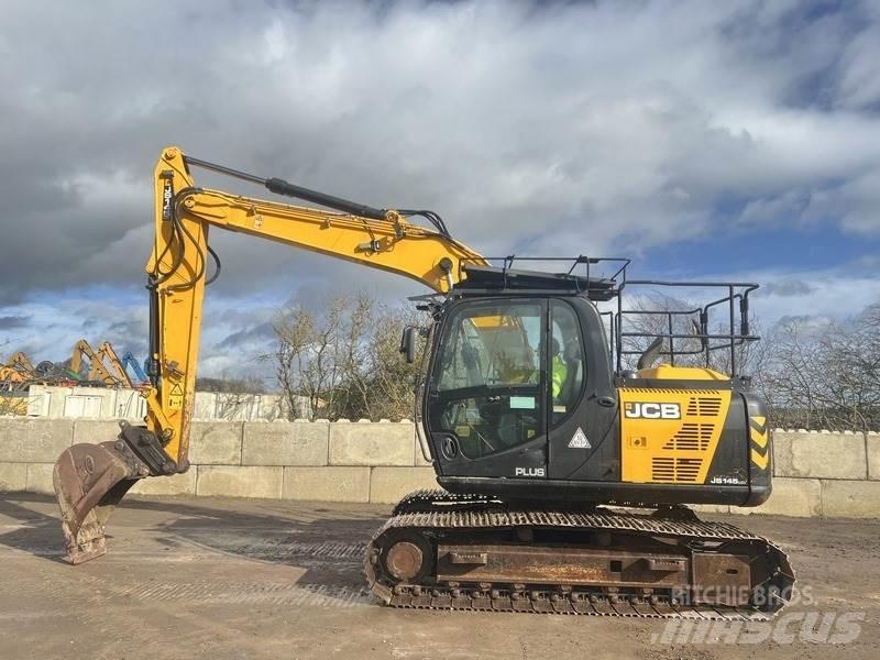 JCB JS145 LC T4 Paletli ekskavatörler