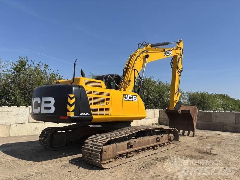 JCB JS240 LC Paletli ekskavatörler