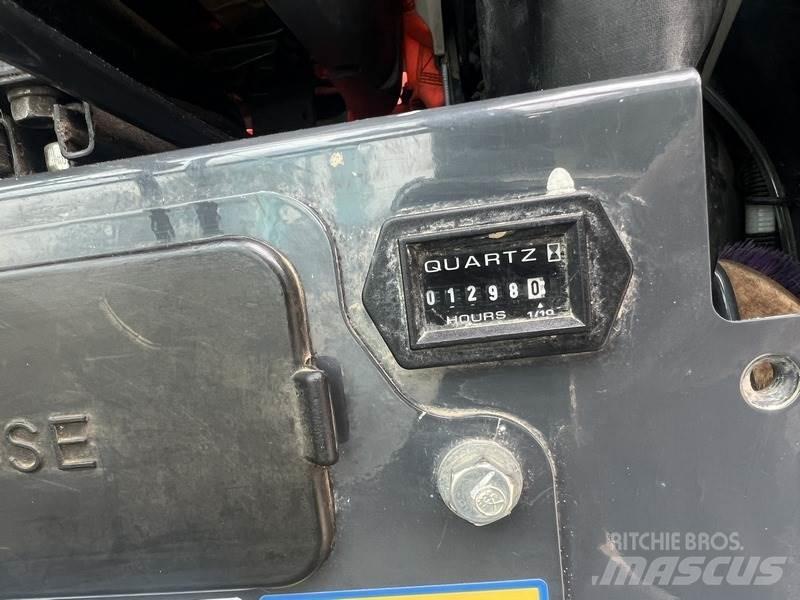Kobelco SK28SR-6E Mini ekskavatörler, 7 tona dek