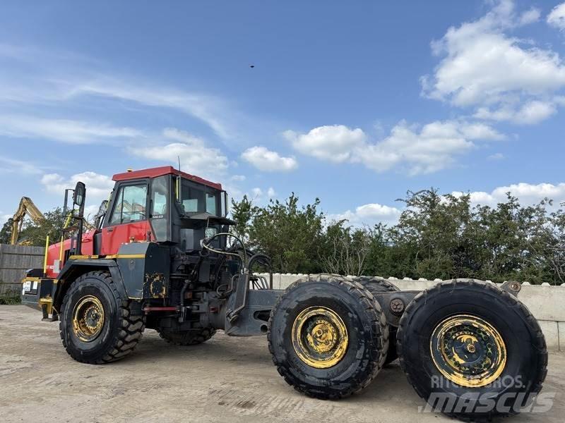 Komatsu HM300-1 Belden kirma kaya kamyonu