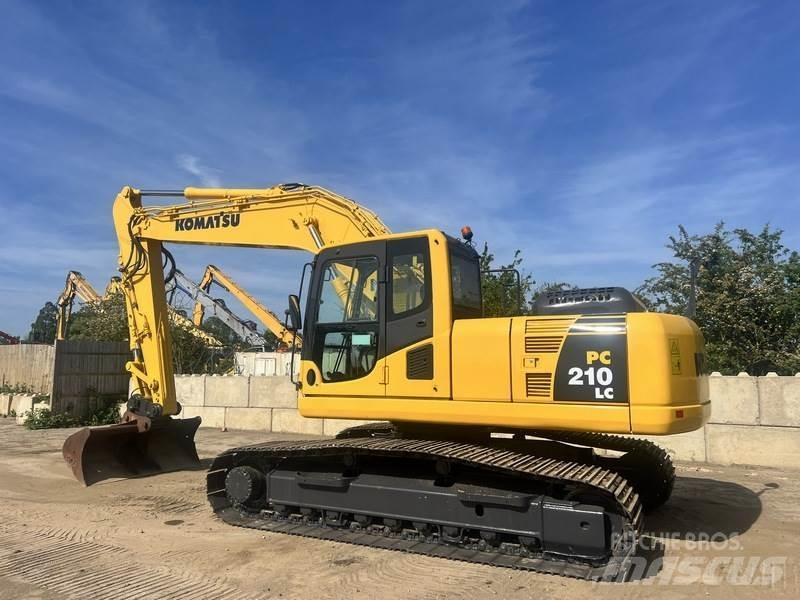 Komatsu PC210 LC-8 Paletli ekskavatörler