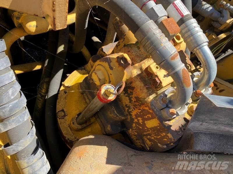Komatsu PC450LC-8 Paletli ekskavatörler