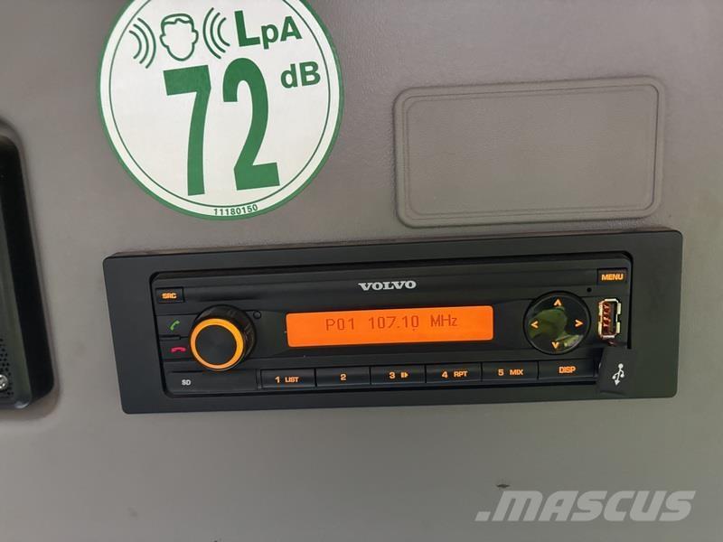 Volvo ECR355 EL Paletli ekskavatörler