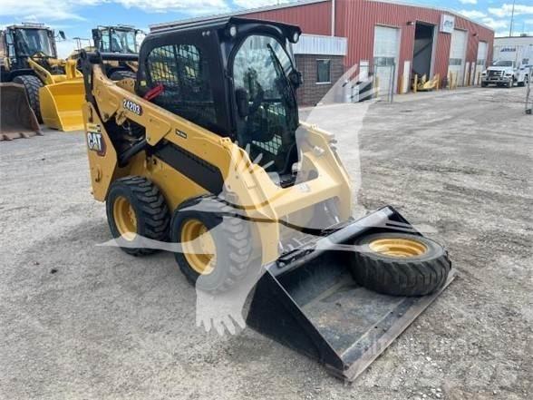 CAT 242D3 Skid steer loderler