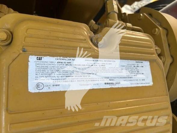 CAT 390FL Paletli ekskavatörler
