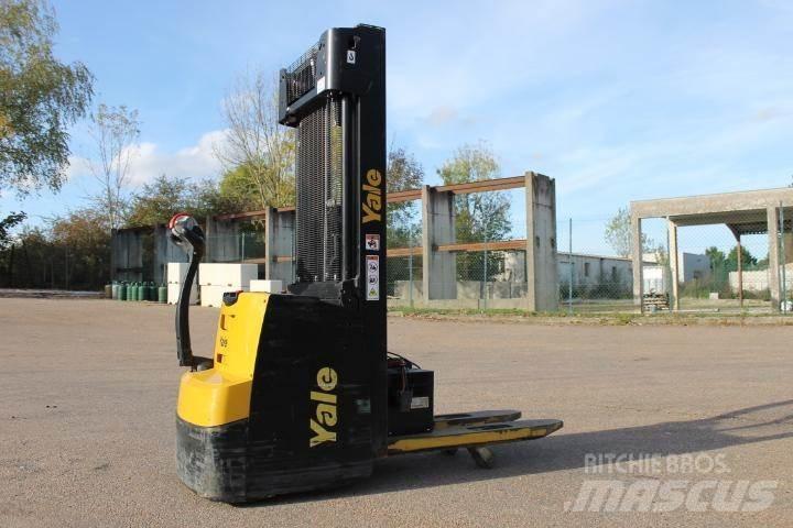 Yale MS12AC Yaya kumandali istif makinasi