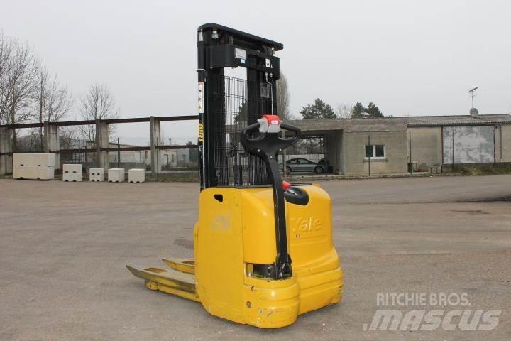 Yale MS12AC Yaya kumandali istif makinasi