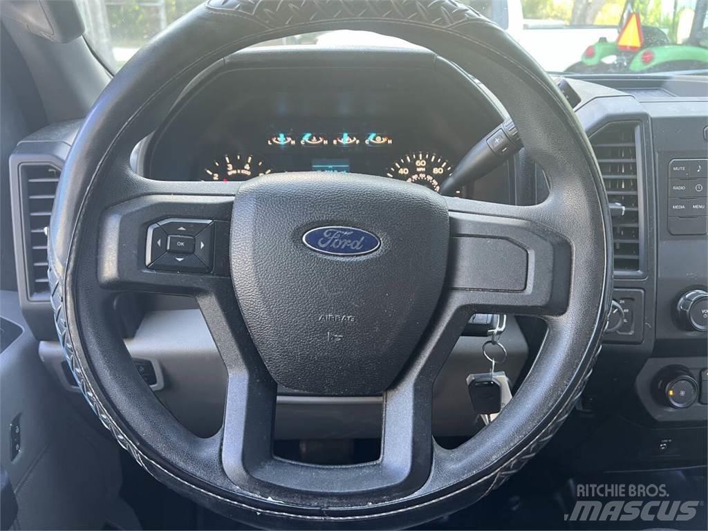 Ford F-150 Pikaplar