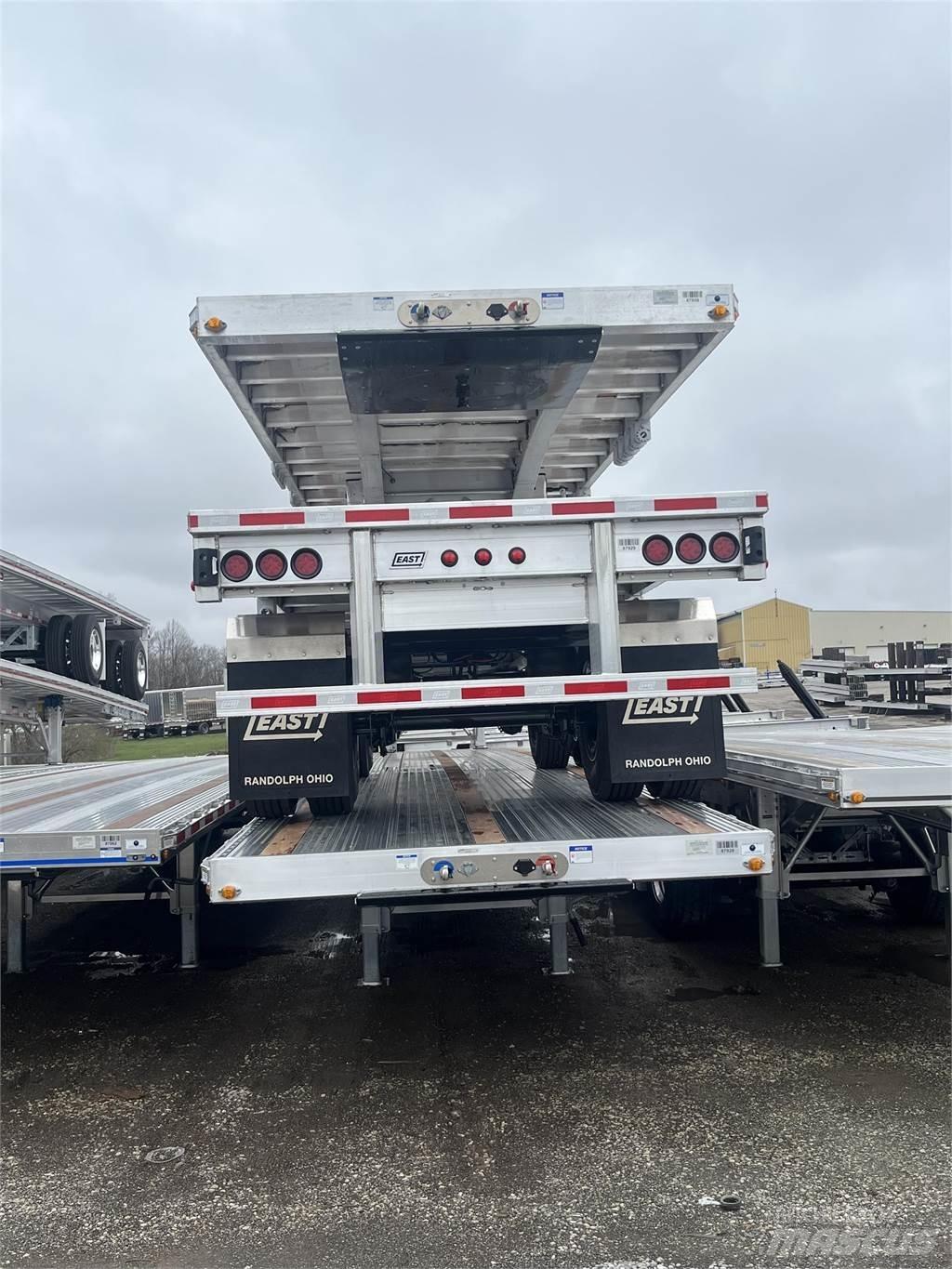 East Mfg FLATBED Flatbed römorklar