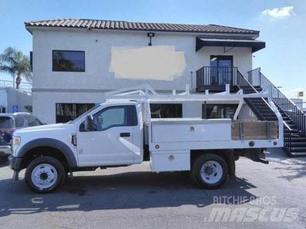 Ford F550 CONTRACTOR Kapali kasa kamyonlar