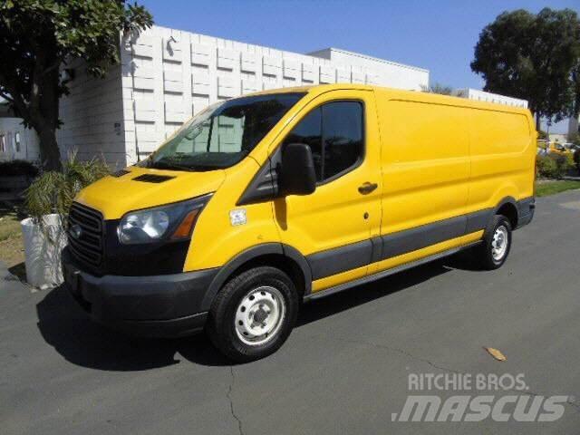 Ford TRANSIT 250 CAR Kapali kasa kamyonlar