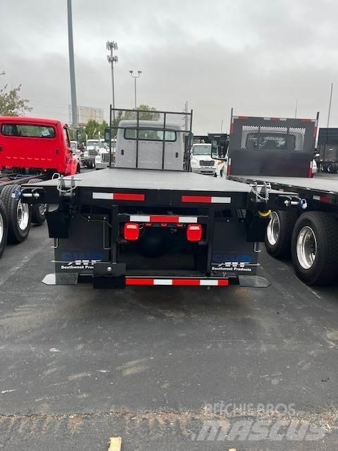 Freightliner M2 Çekiciler