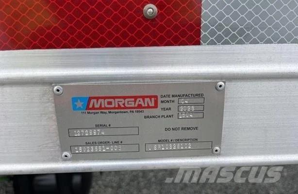 International 4300 Kapali kasa kamyonlar