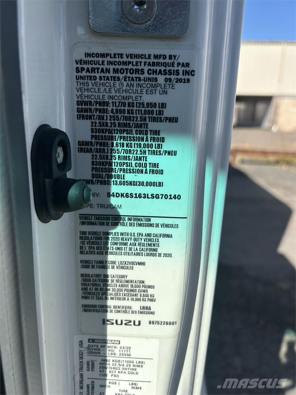 Isuzu FTR Kapali kasa kamyonlar