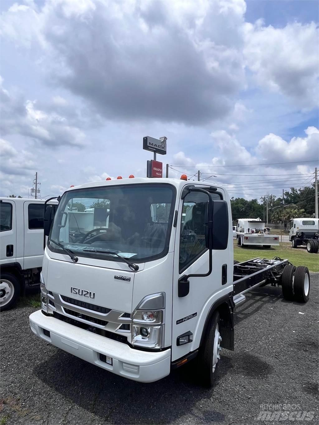 Isuzu NPR-1F404 Çekiciler