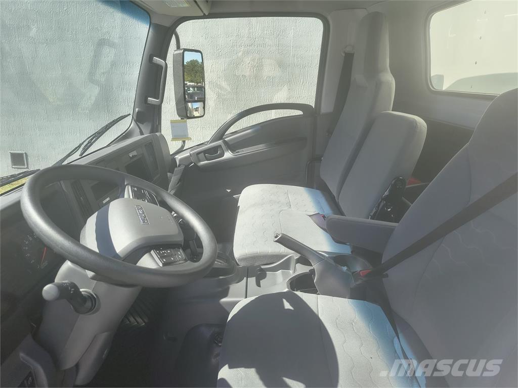 Isuzu NPR-3Y354 Kapali kasa kamyonlar