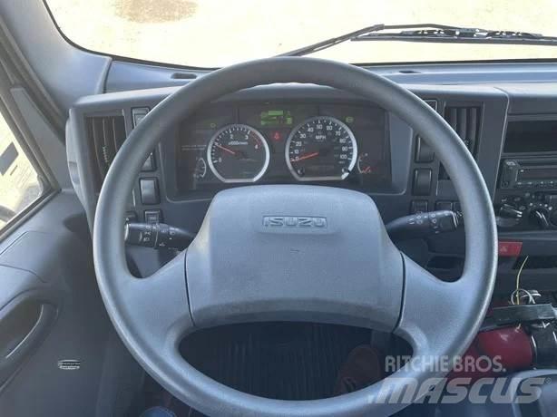 Isuzu NPR XD Kapali kasa kamyonlar