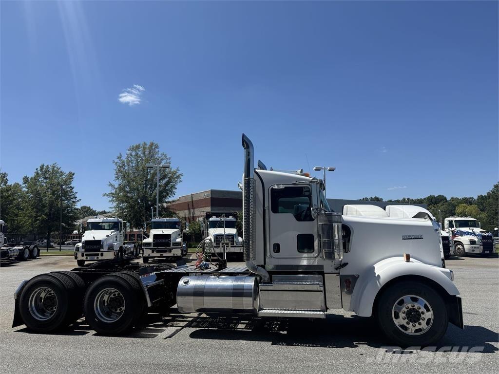 Kenworth W900 Çekiciler