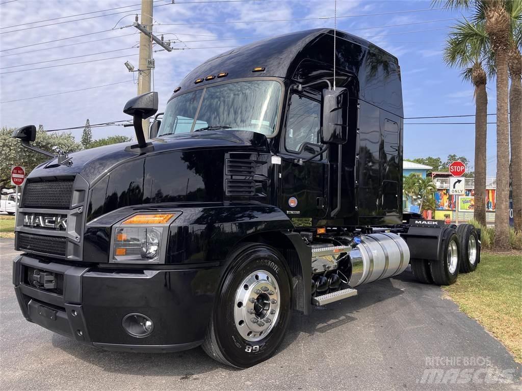 Mack AN64T Çekiciler