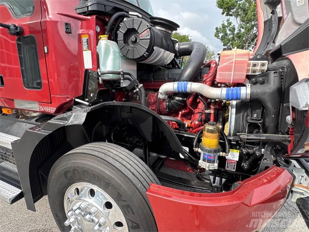Mack AN64T Çekiciler