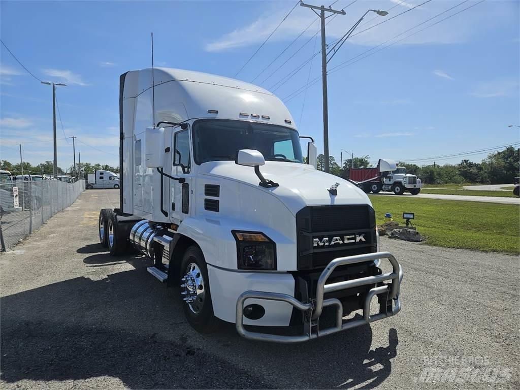 Mack AN64T Çekiciler