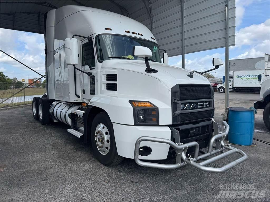 Mack AN64T Çekiciler
