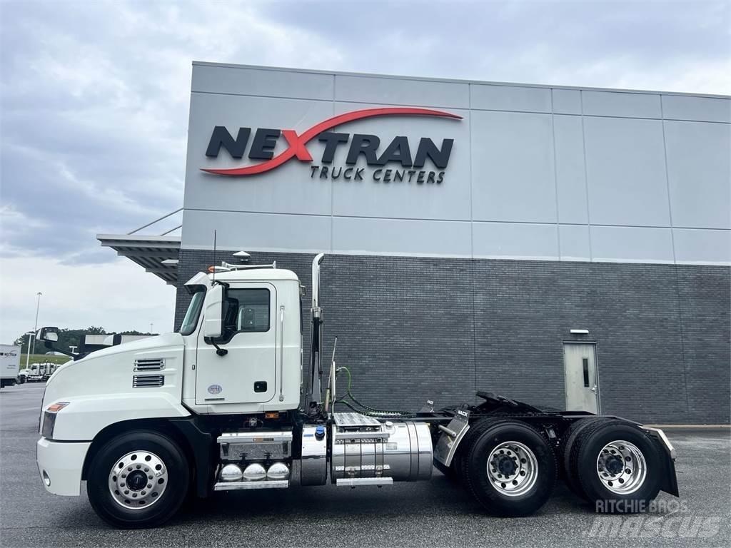 Mack AN64T Çekiciler
