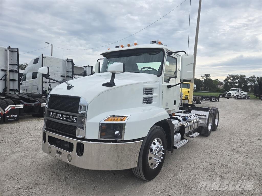 Mack AN64T Çekiciler