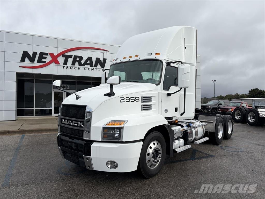 Mack AN64T Çekiciler