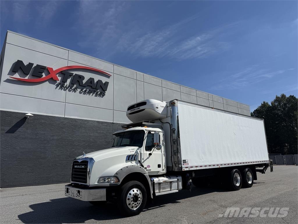 Mack GR64B9 Çekiciler